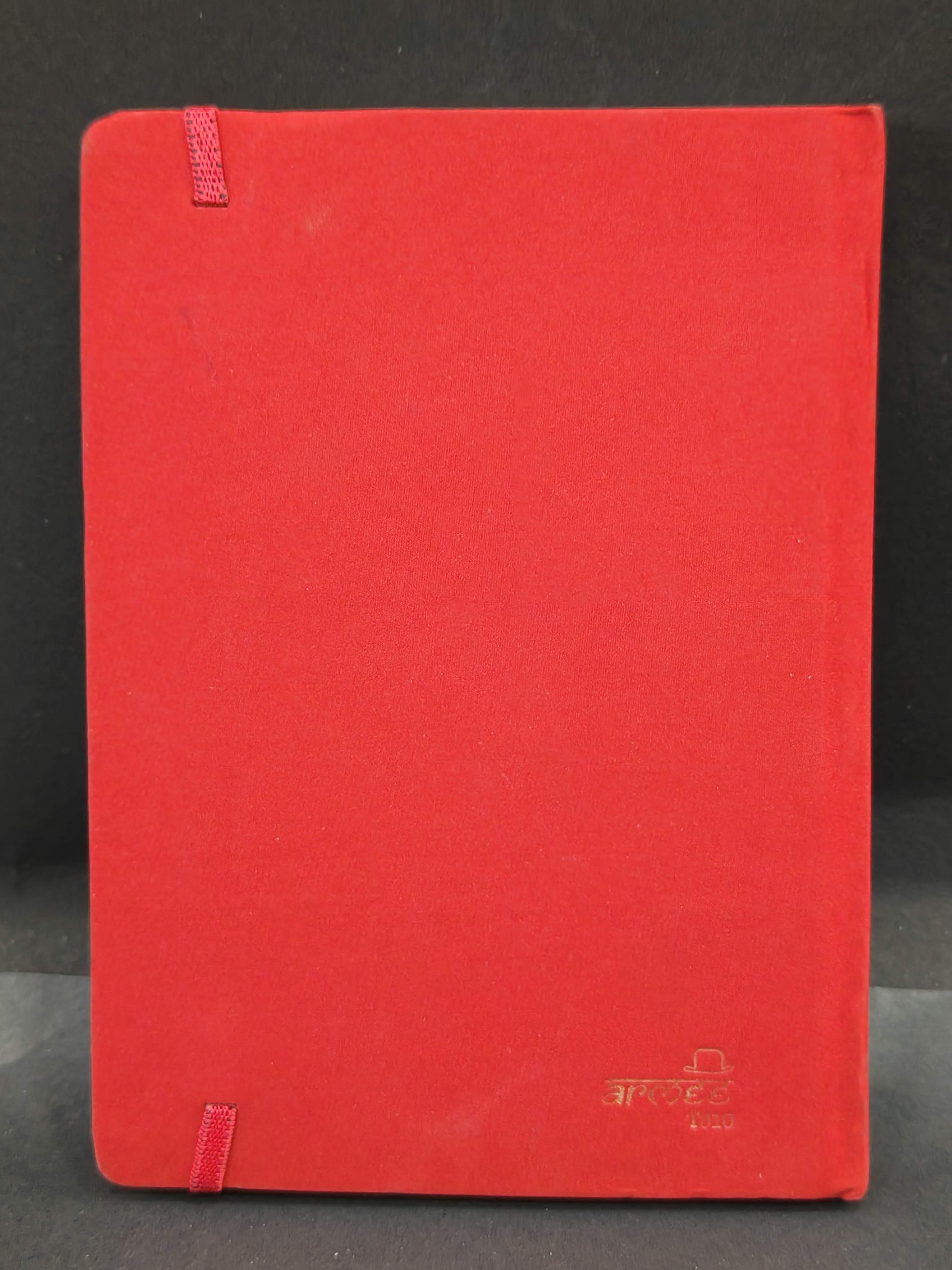 A5 Fabric Cover Diary with Elastic Band and Ribbon Book Mark | 21.5 x 14.8cm | Assorted Colours - KtoY