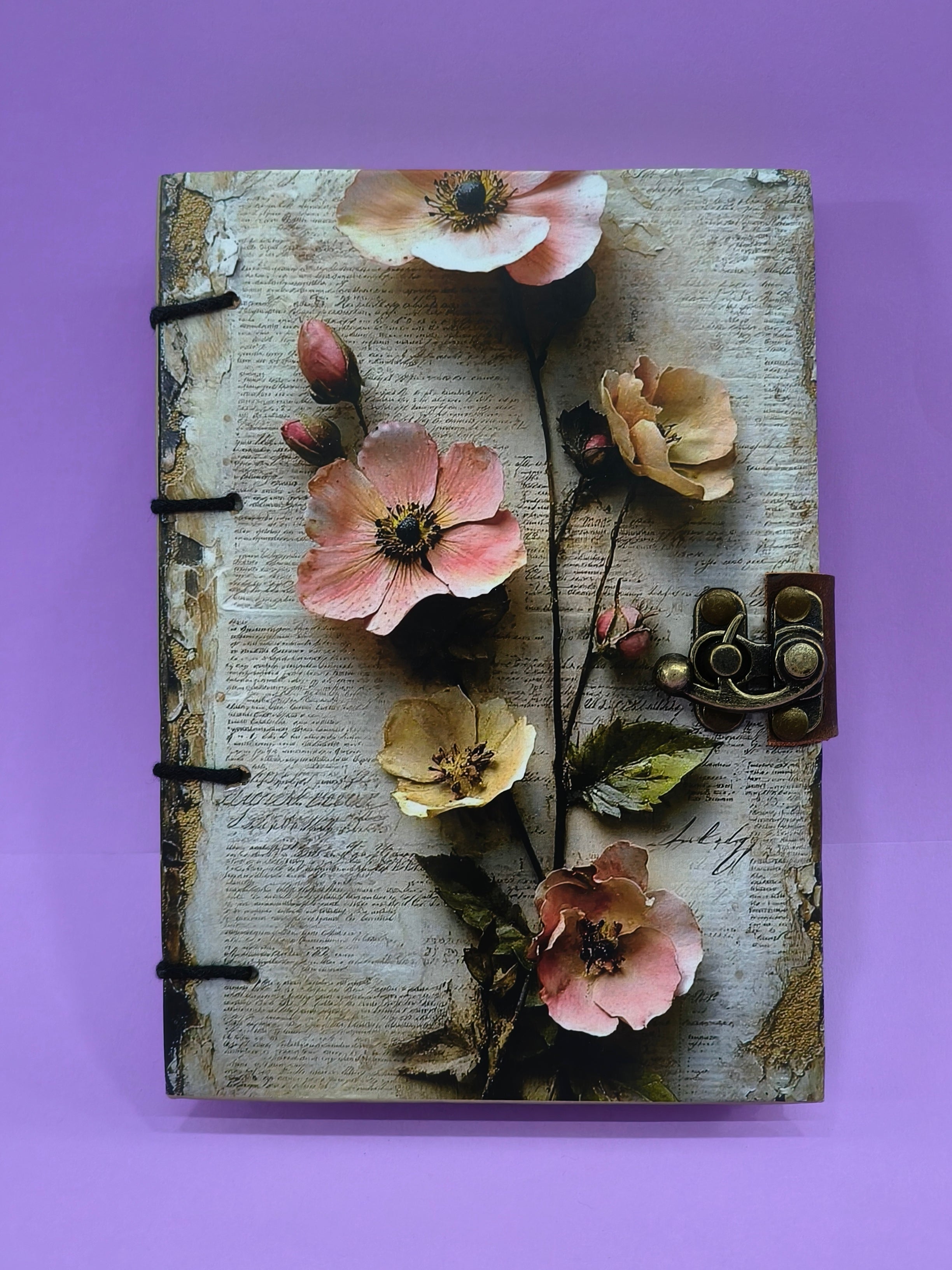 Vintage Aesthetic Hardcover Journal with Metal Clasp | Writing Notebook | 5 * 7 inch, 200 pages