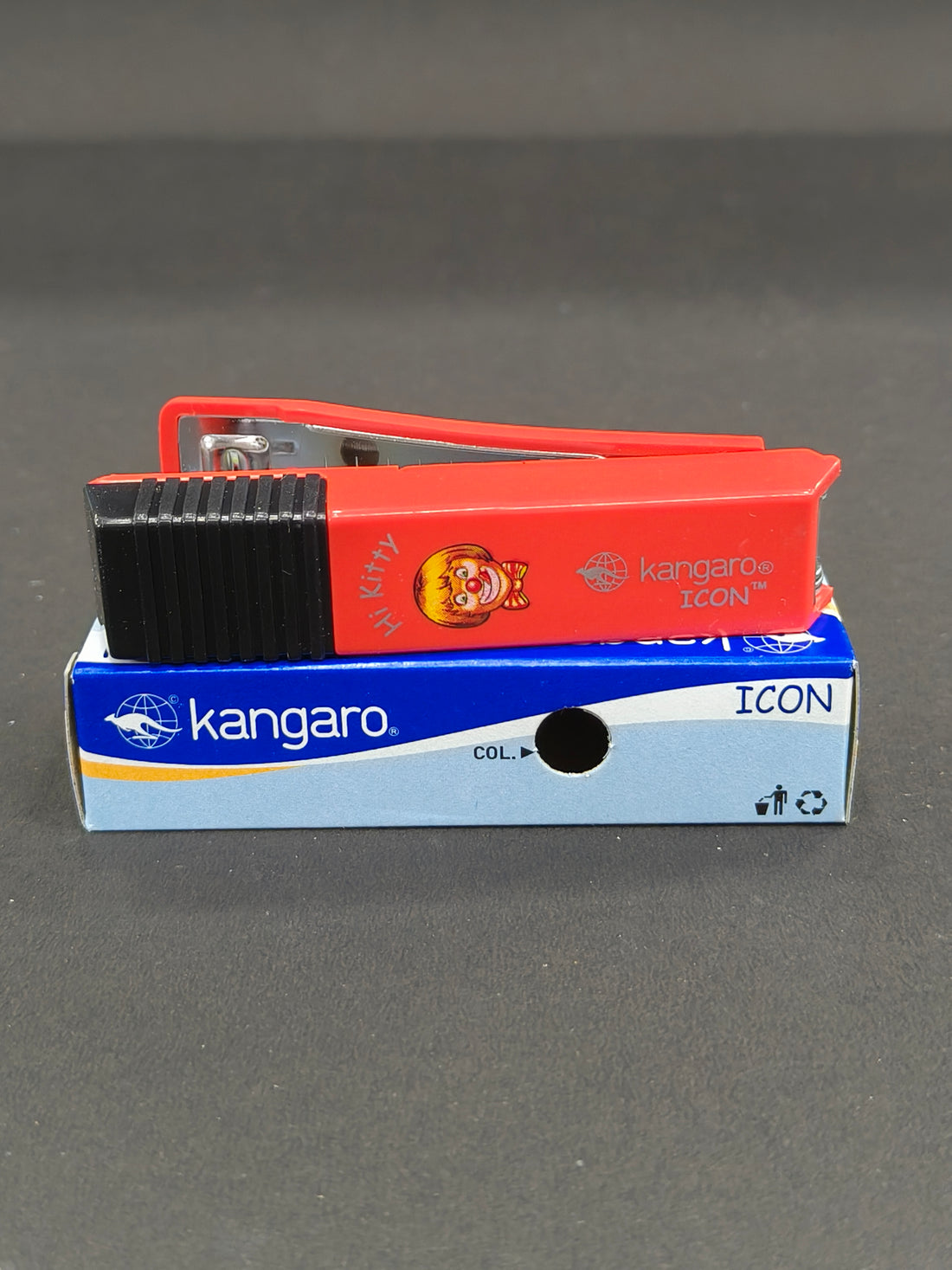 Kangaro Icon Stapler| Sturdy & Durable | Suitable for 20 Sheets | Perfect for Home, School and Office  | Pack of 1 Icon Stapler with 5 Boxes of Kangaro No. 10 Pins