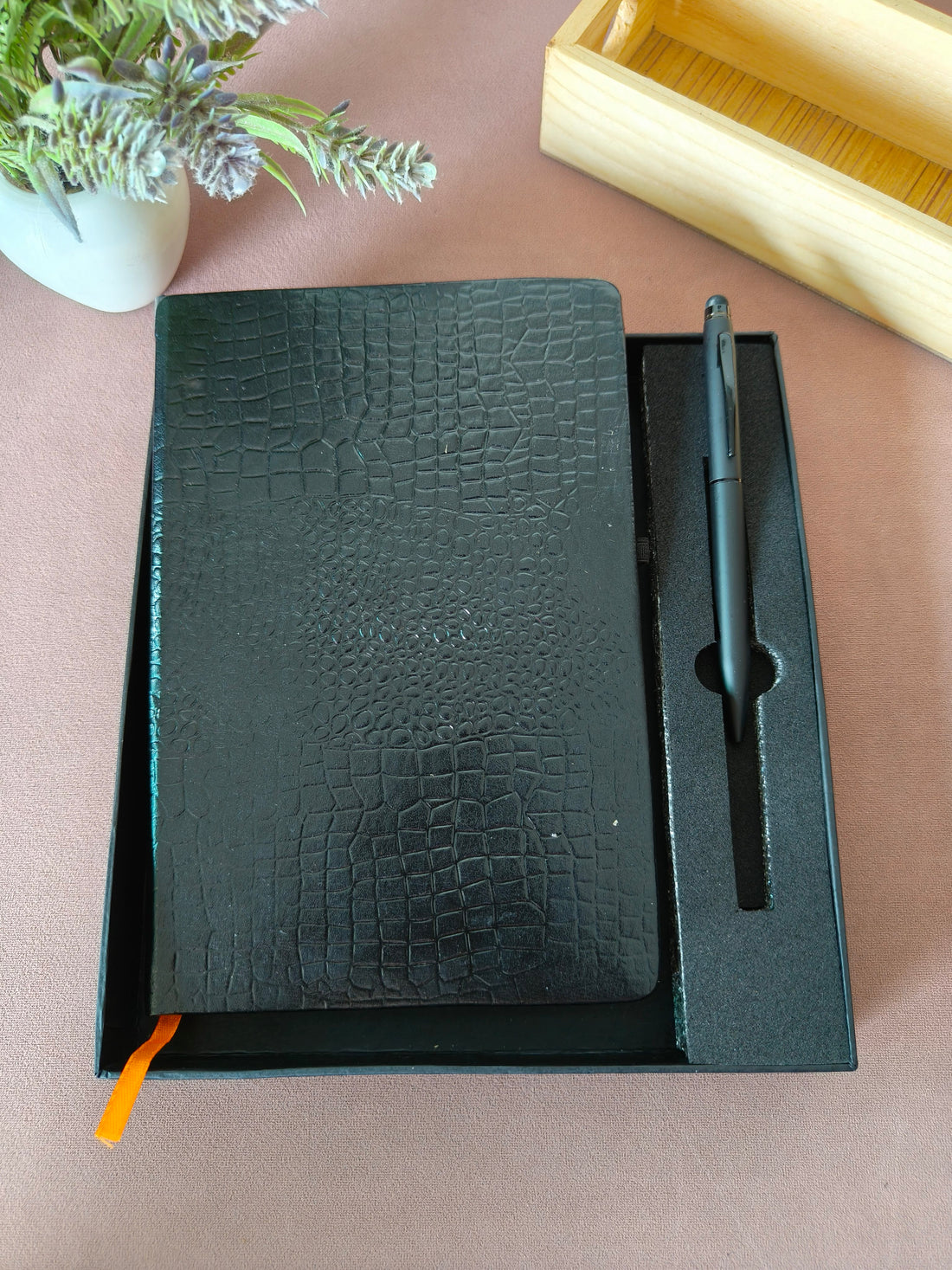 Diary & Pen Gift Set | Customized on Diary & Pen Possible | Diary Notebook and Roller Metal Pen with Stylus | Gift set with Box | Ideal for Corporate, Office, Birthday & Anniversary Gift