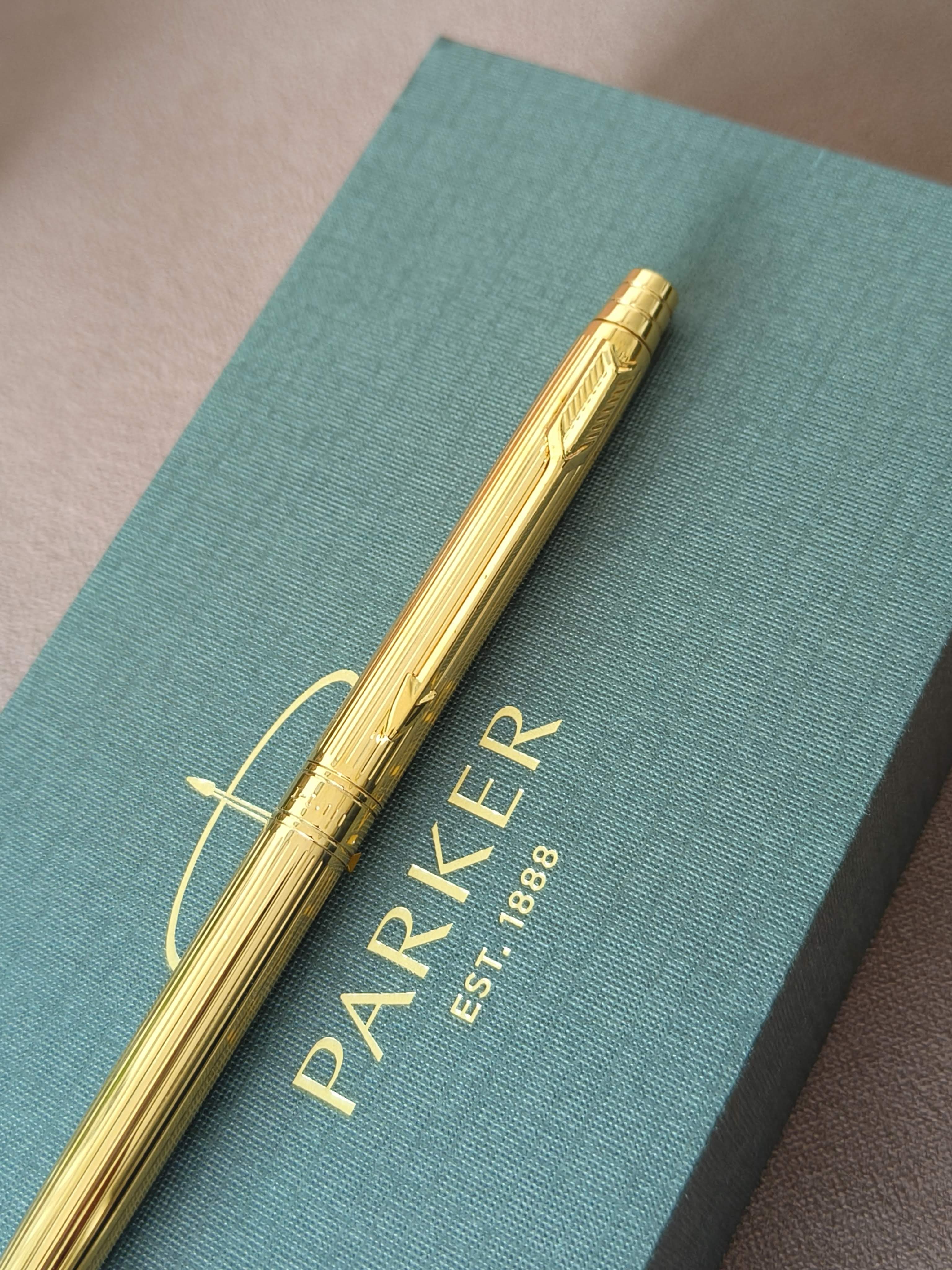 Parker Insignia Slim Golden Ball Pen