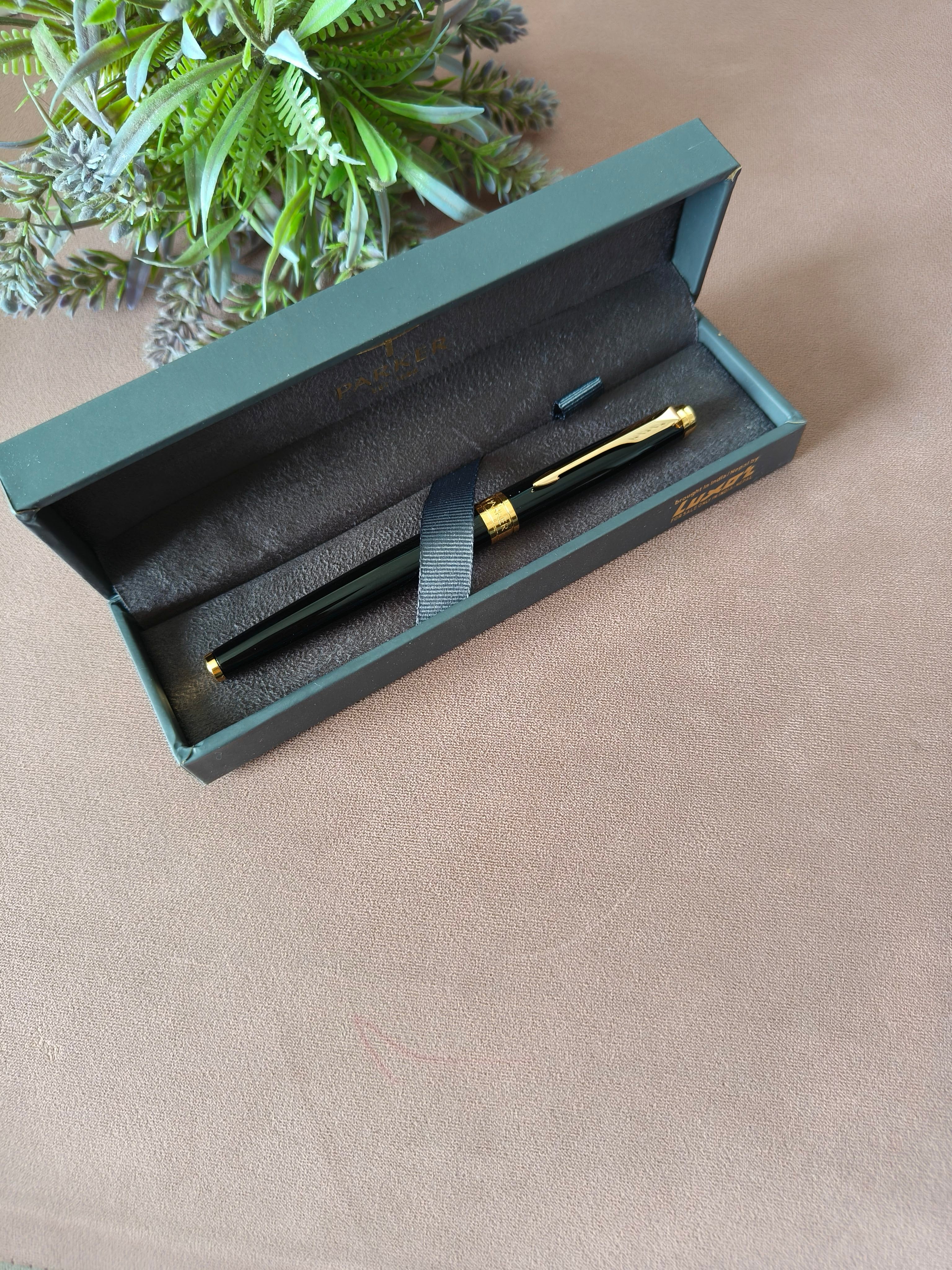 Parker Aster Laque Black | Gold Trim |Roller Ball Pen