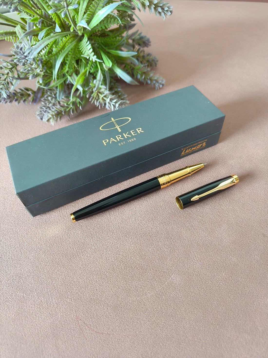 Parker Aster Laque Black | Gold Trim |Roller Ball Pen
