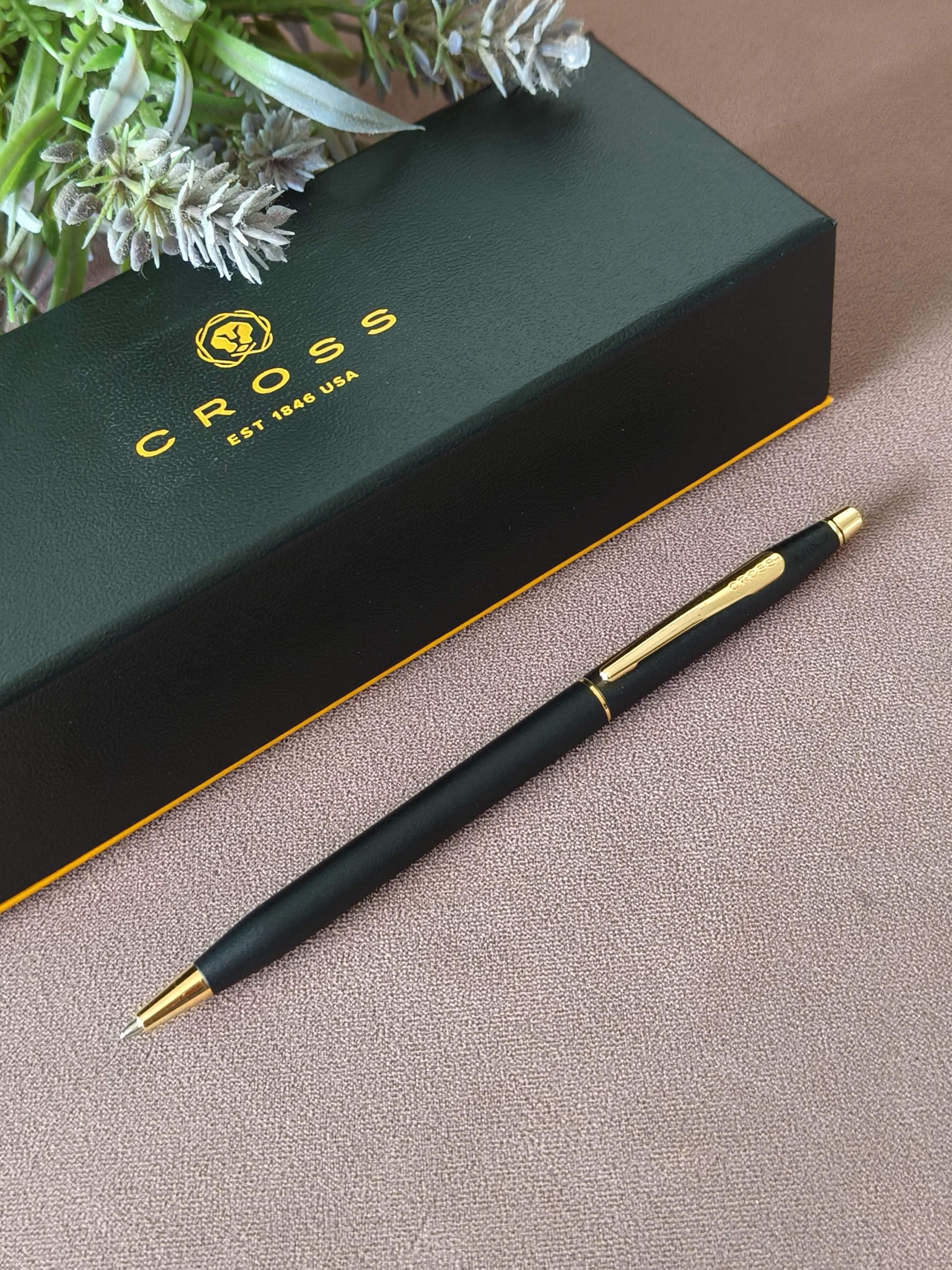 Cross Classic Century Ballpoint Pen (Classic Black)