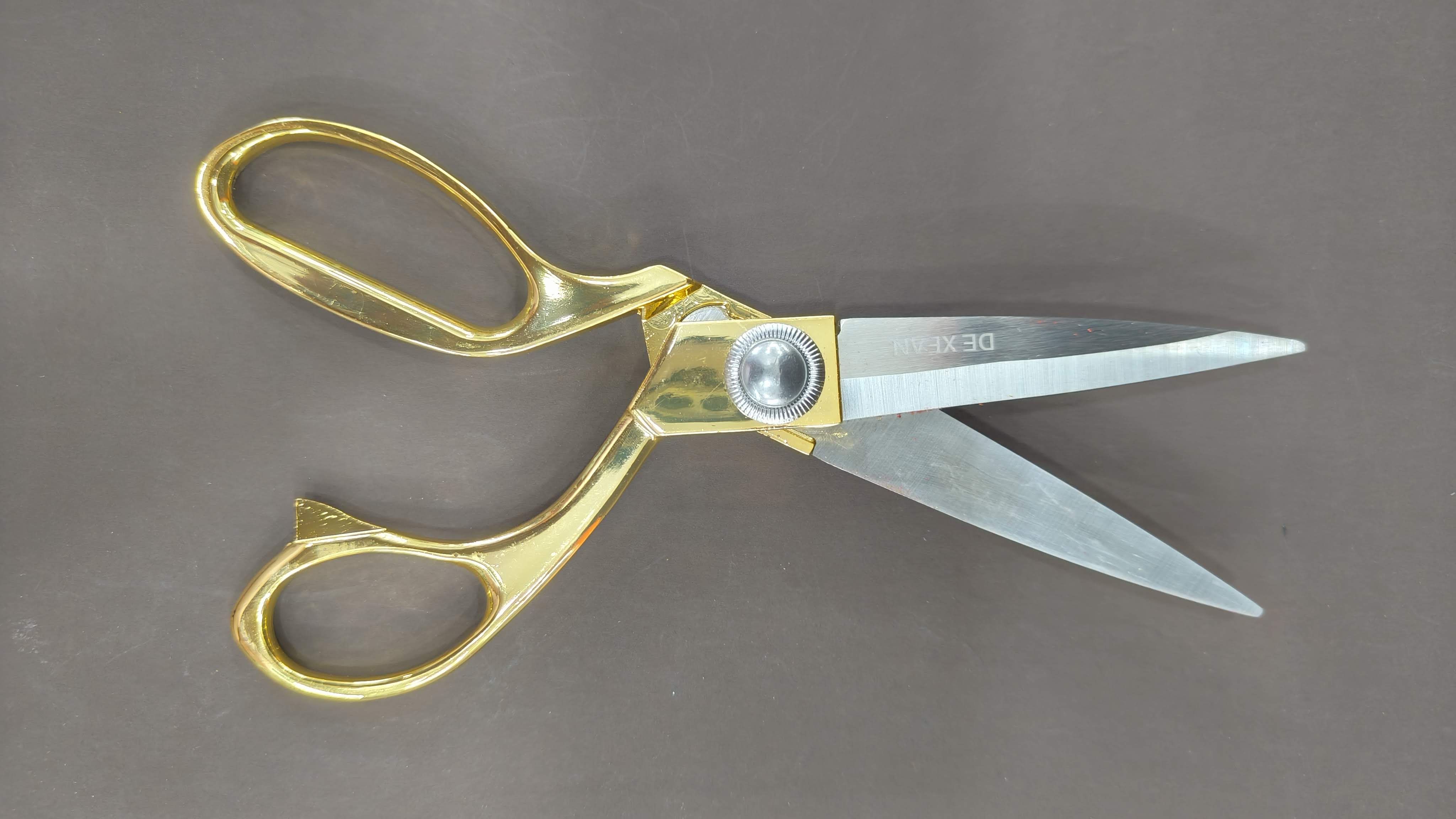 Virtue 9.5 inch VRK37 Scissors | Golden, Silver