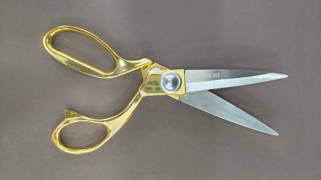 Virtue 9.5 inch VRK37 Scissors | Golden, Silver