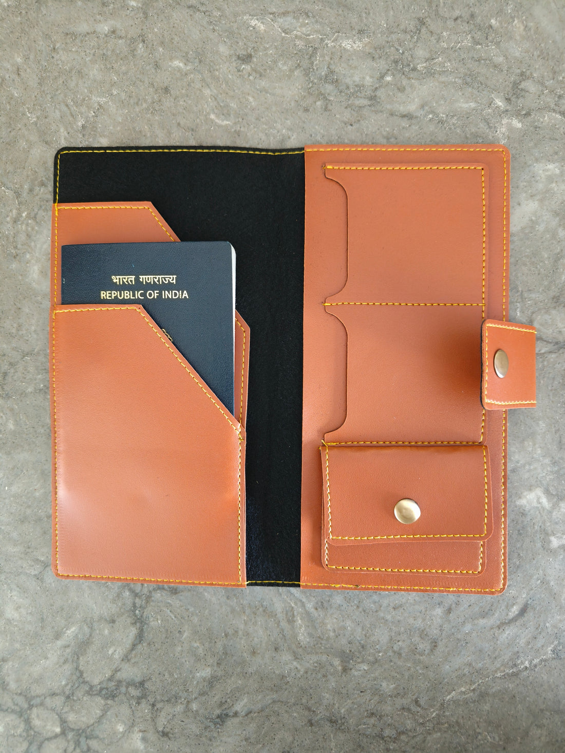 Customized Travel Wallet for Women and Men | Personalized Passport Holder | Unsex Travel Organiser