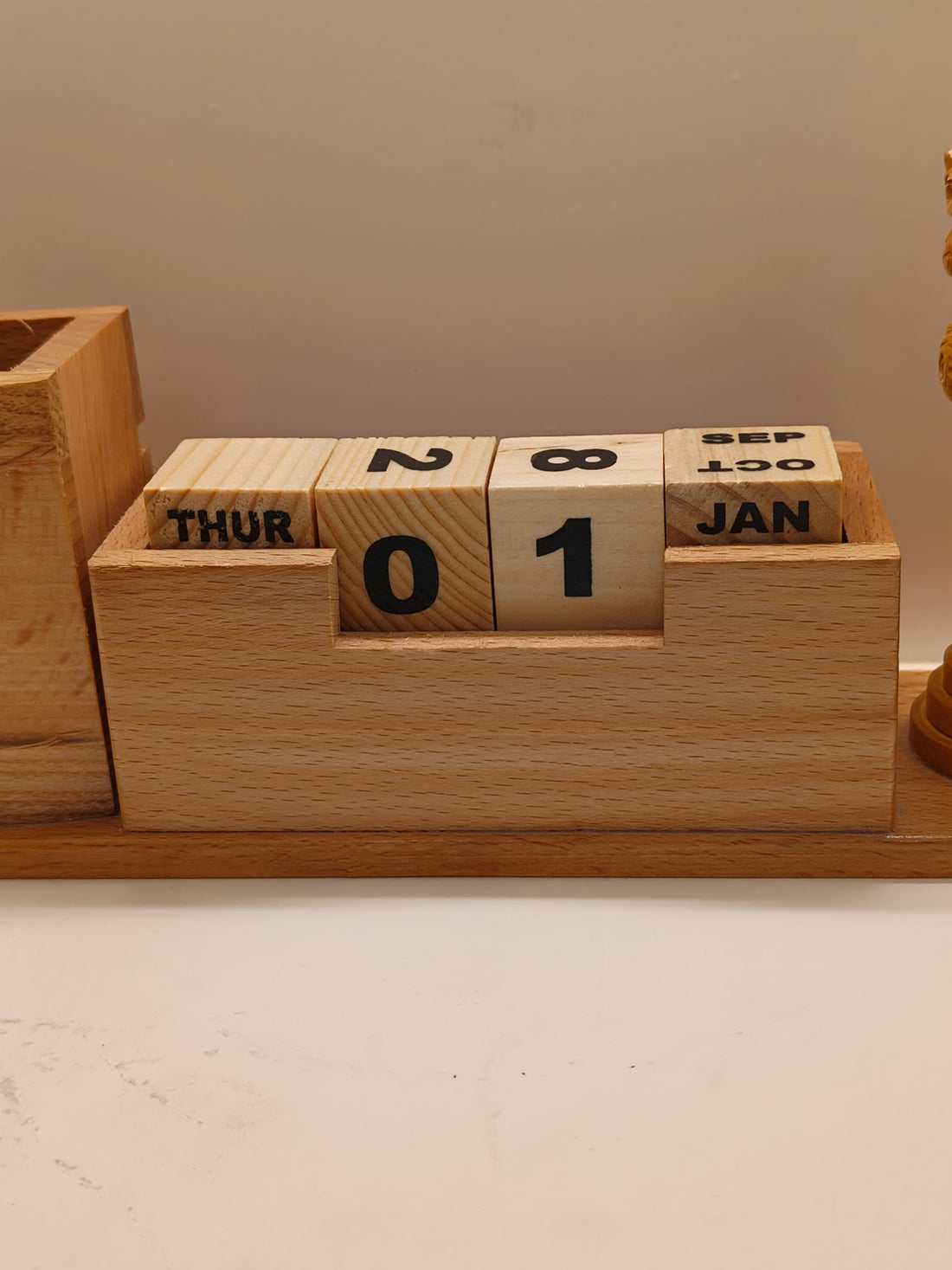 Wooden Desk Organizer with Pen Stand, Mobile Holder, Indian Flag, Ashoka Pillar, Analogue Clock, and Calendar - Stationery | Personalized Office Accessory For IAS, Advocates, Officers & Corporate Gifts, Brown