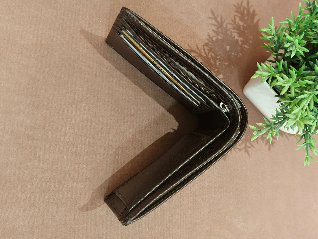 Leather Wallet for Men and Boys | Customized Wallet | Customise Gifts for Men | Wooden Case | Personalized with Name & Charm Purse | Classy Gifting Option