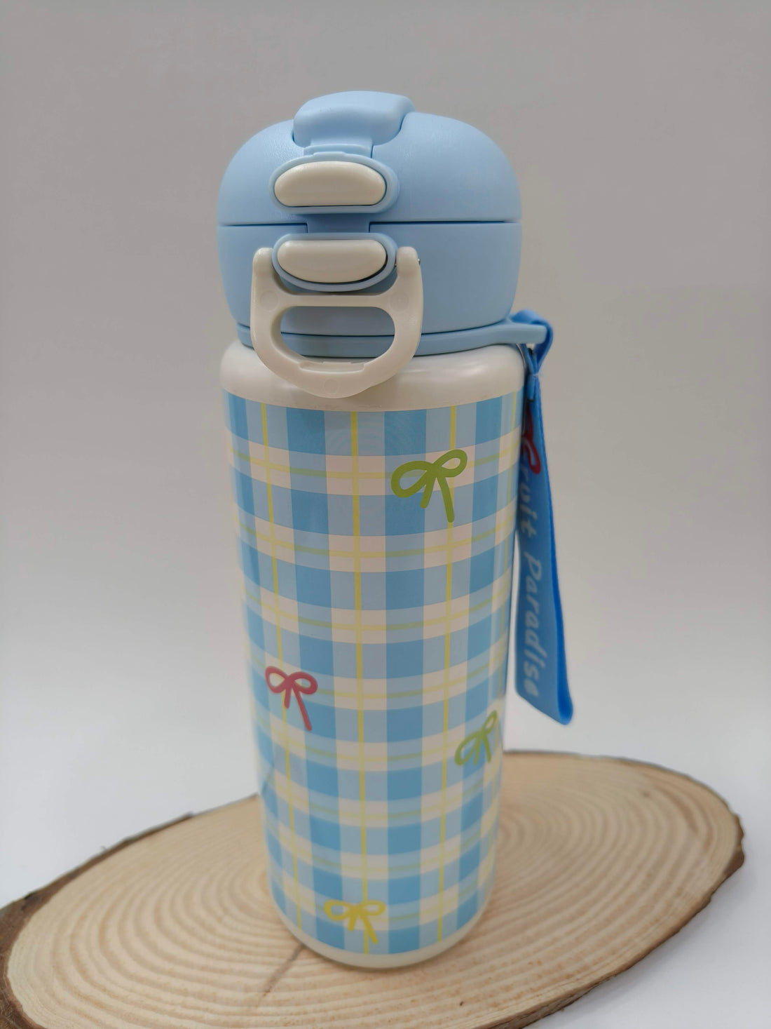 Stainless Steel Water Bottle for Kids - Hot and Cold Beverages | Leak Proof Double Walled Insulated Vacuum Water Bottle 700 ml