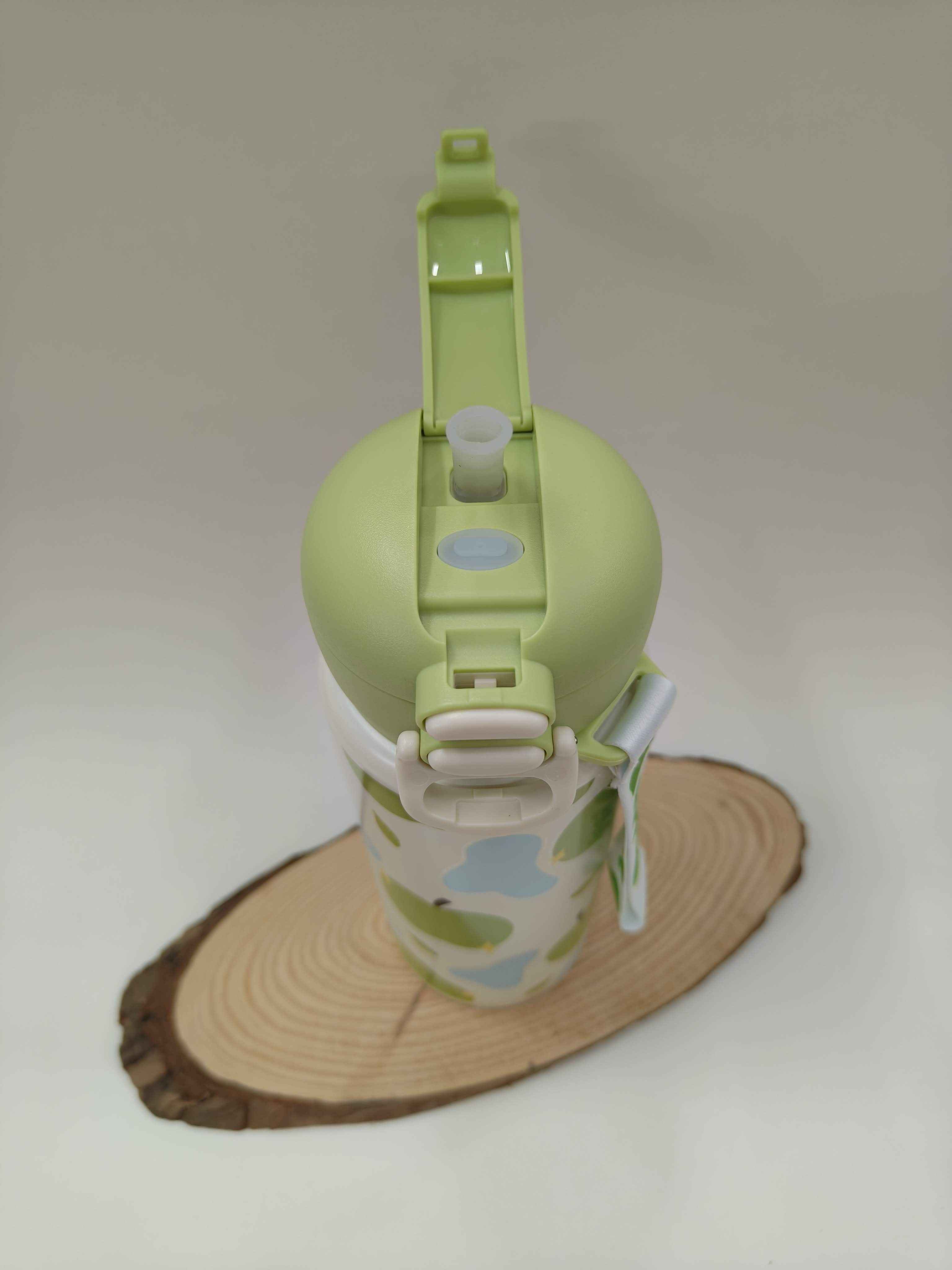 Stainless Steel Water Bottle for Kids - Hot and Cold Beverages | Leak Proof Double Walled Insulated Vacuum Water Bottle 700 ml