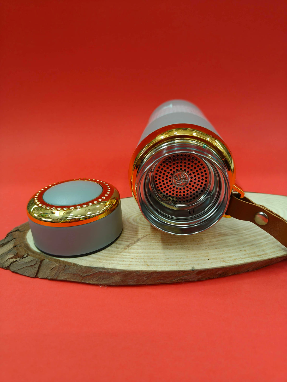 Thermal Infuser Bottle with Built-in Strainer | Leak-Proof Design | Eco-Materials | 700 ml Vacuum Bottle