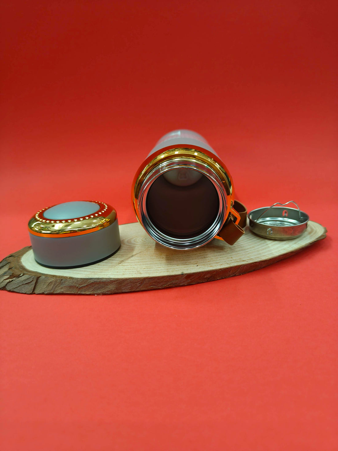 Thermal Infuser Bottle with Built-in Strainer | Leak-Proof Design | Eco-Materials | 700 ml Vacuum Bottle