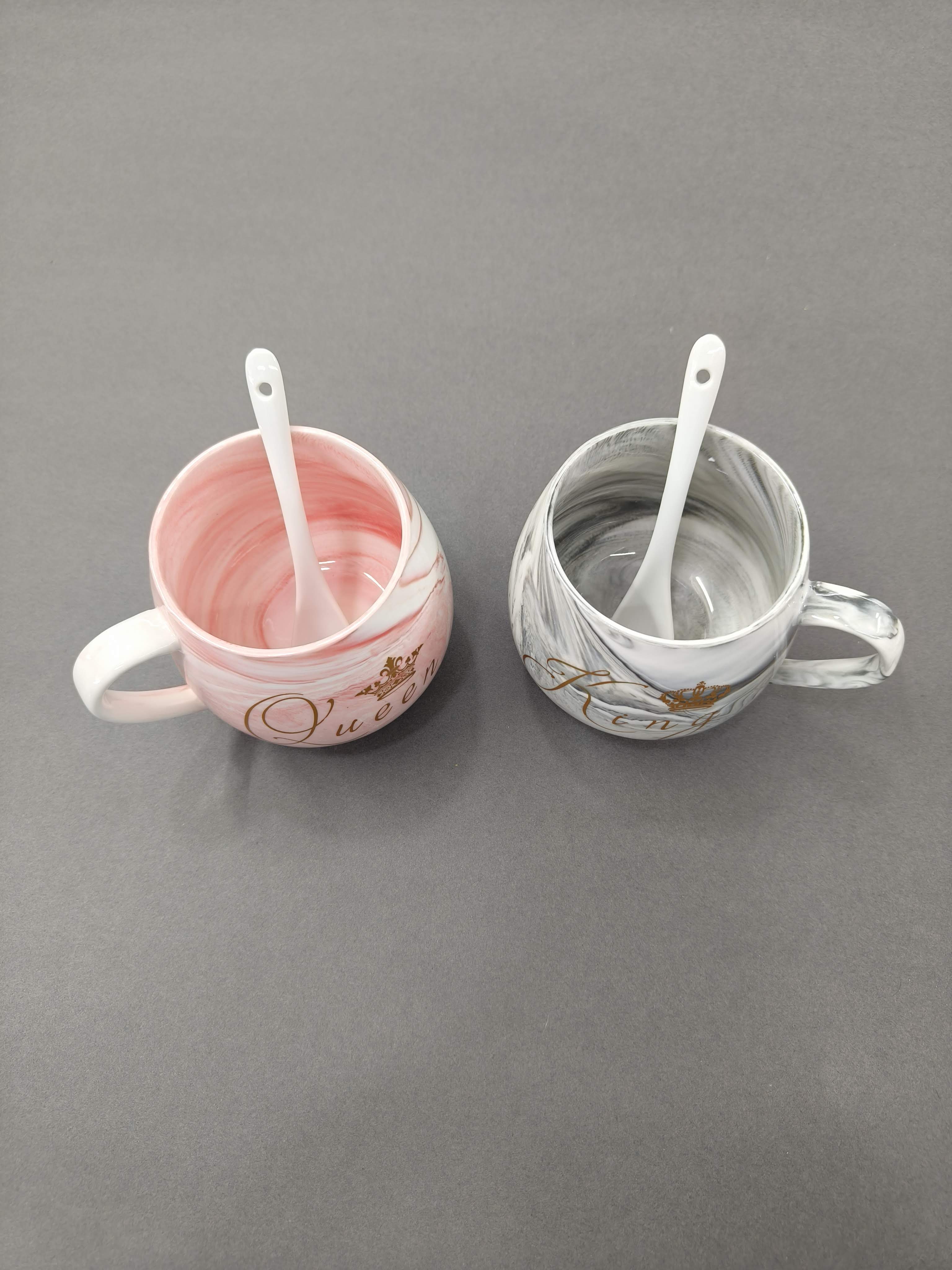 Royal Crown King and Queen Ceramic Coffee Mugs Set with Gold Spoon | Grey and Pink Marble Pattern, Gold Crown Design  | Tea Coffee Mugs | Gift for Couple, Wedding, Anniversary, Friends | Set of 2
