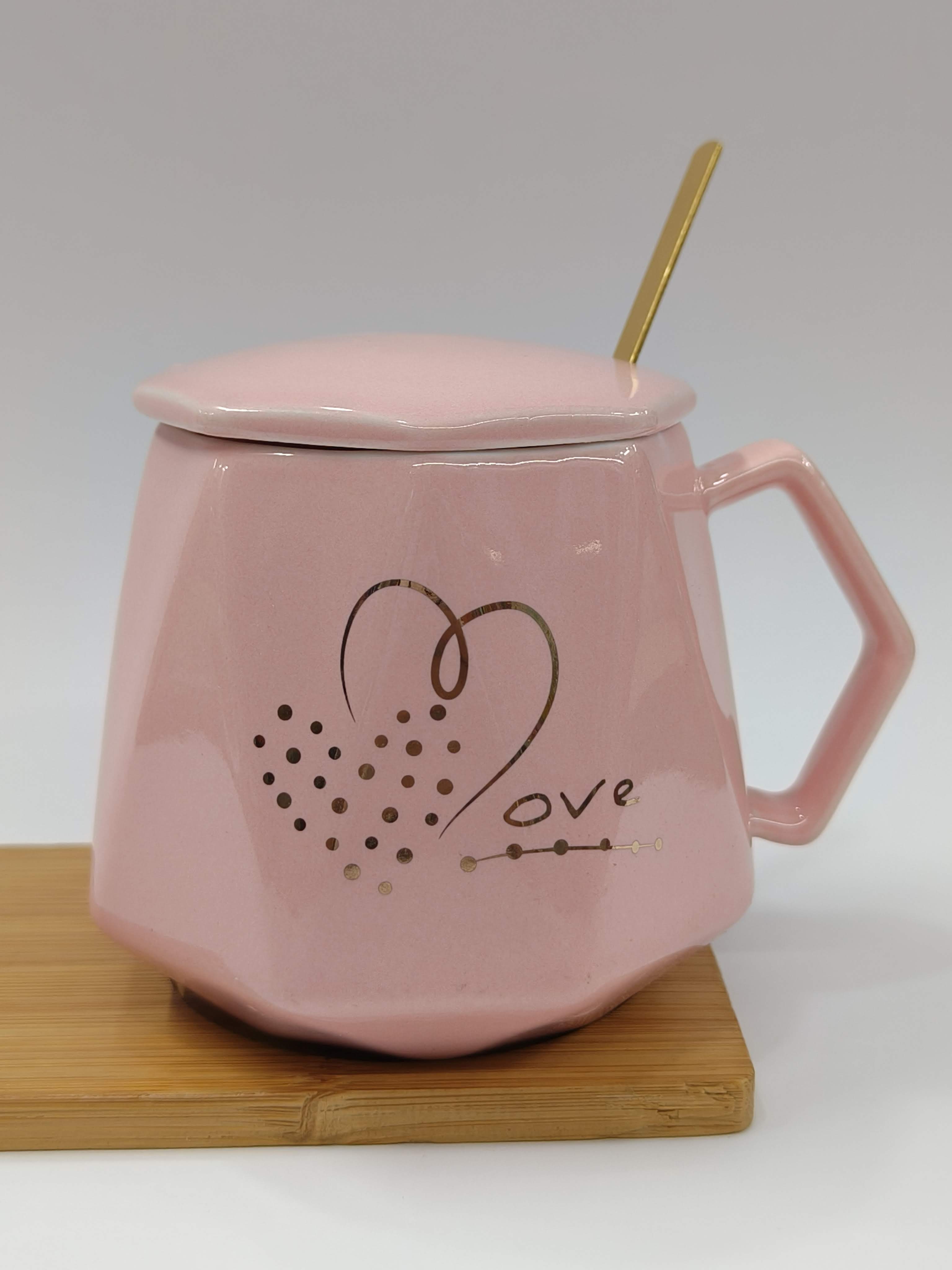 Premium Valentine Ceramic Mug with Lid, Wooden Tray and Golden Spoon 350 ml