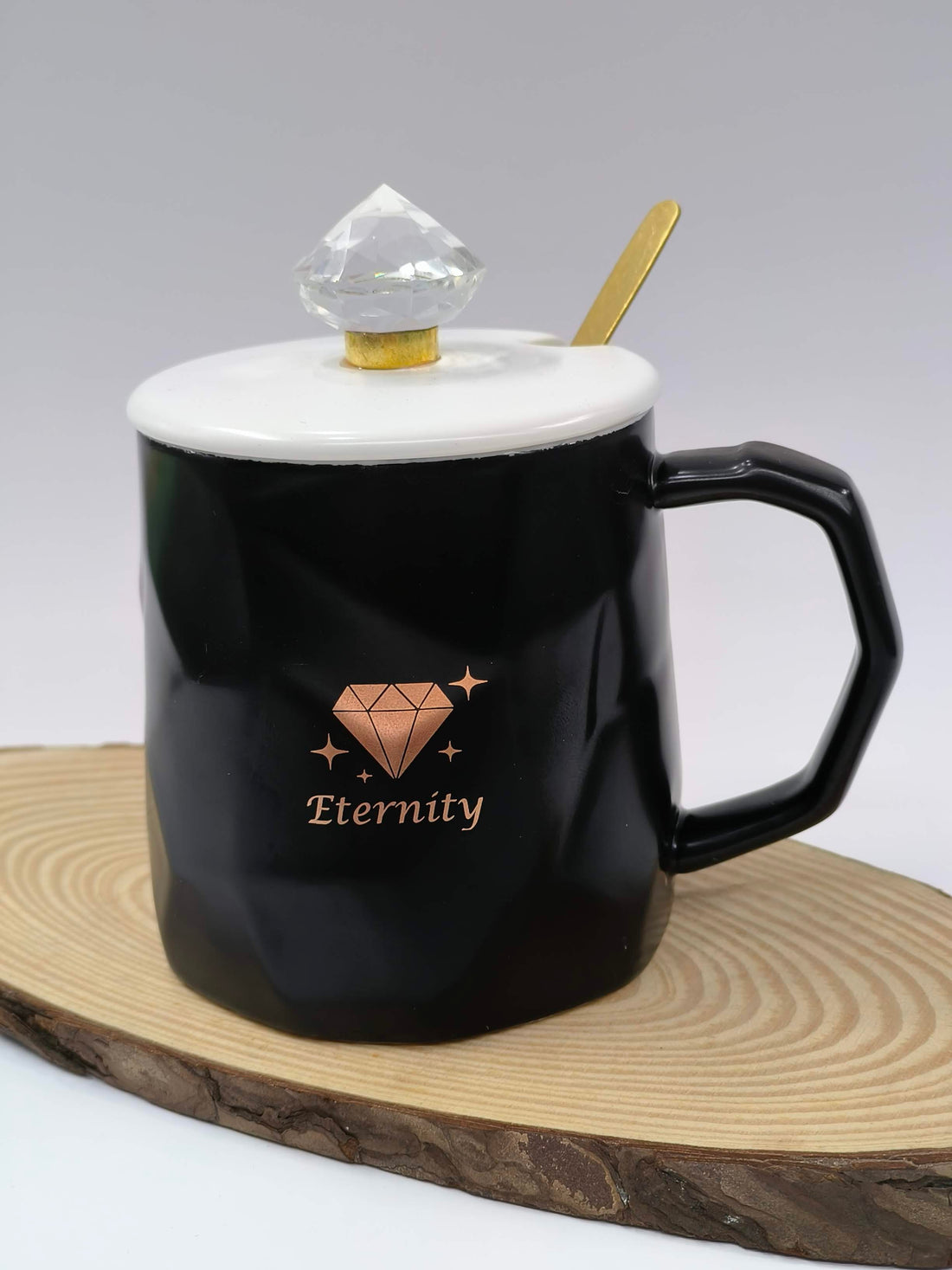 Classy Tea Coffee Ceramic Mug | Diamond Cut Valentine Mug with Diamond Lid and Golden Spoon - Set of 1