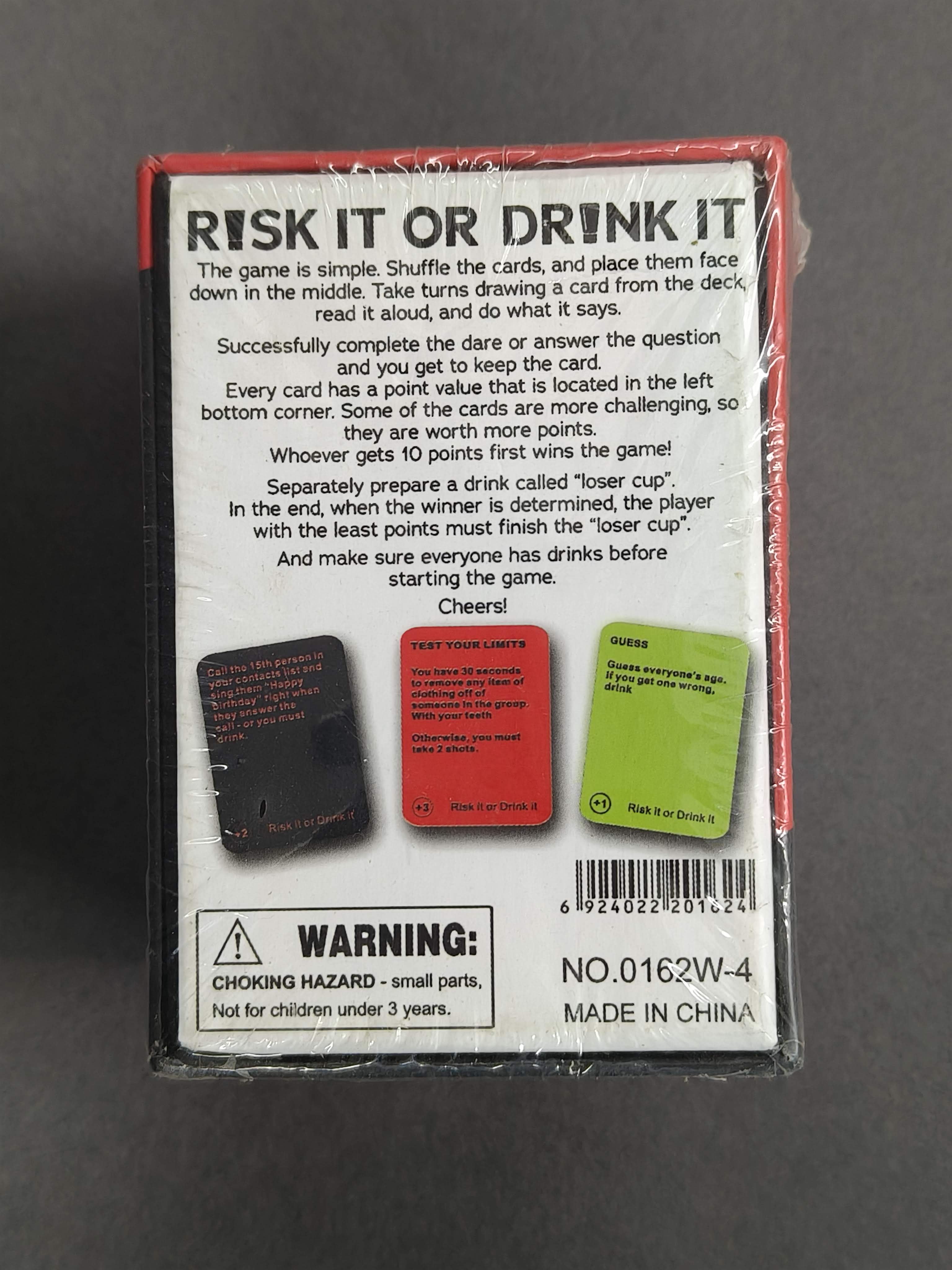 Risk It or Drink IT Card Game for Fun Drinking Game Parties : 150 Hilarious Dares & Questions for Adults | Game Night - Adult Cards for Party