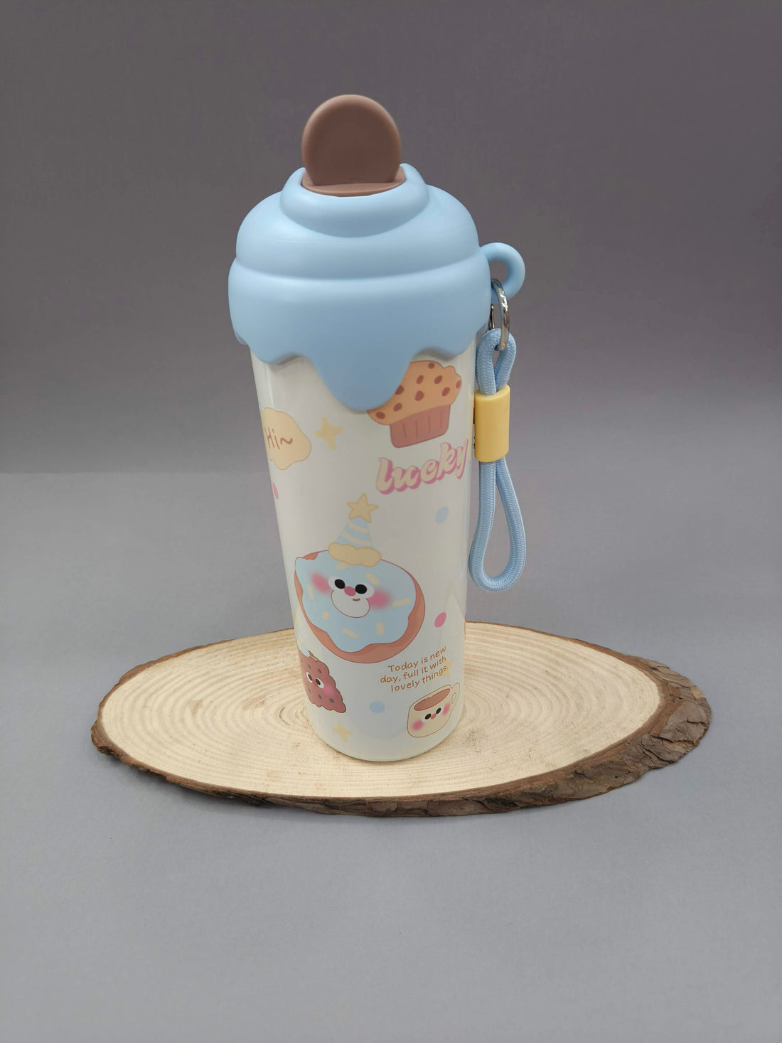 Stainless Steel Insulated Water Bottle For Kids | 600 ml Leakproof Sipper Bottle With Straw for Kids | BPA-Free Drinking Water Bottle With Portable Handle | Easy to Carry for Girls & Boys