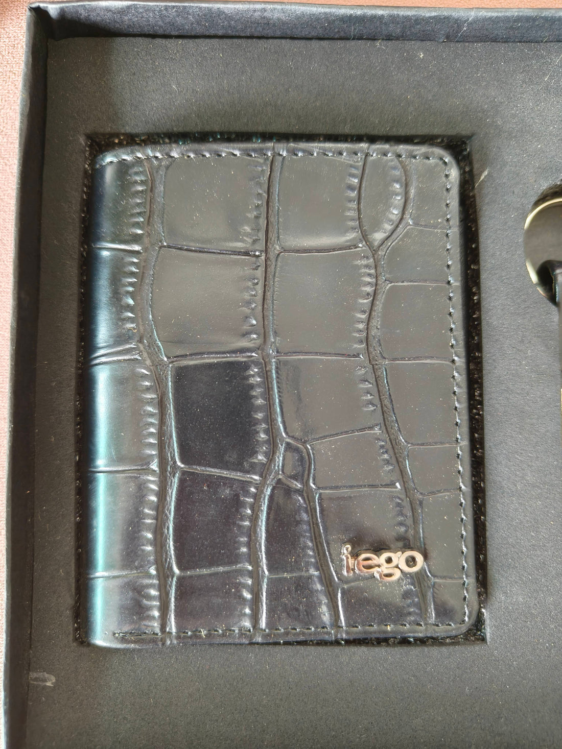 Wallet Gift Set for Men | Leather Wallet, Pen & Keychain Combo | Name Personalisation and Charm can be Added | Premium Gifting Set for Birthday, Anniversary, Rakhi & Special Occasions